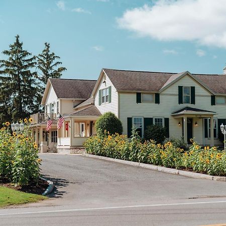 Skaneateles Suites Dış mekan fotoğraf