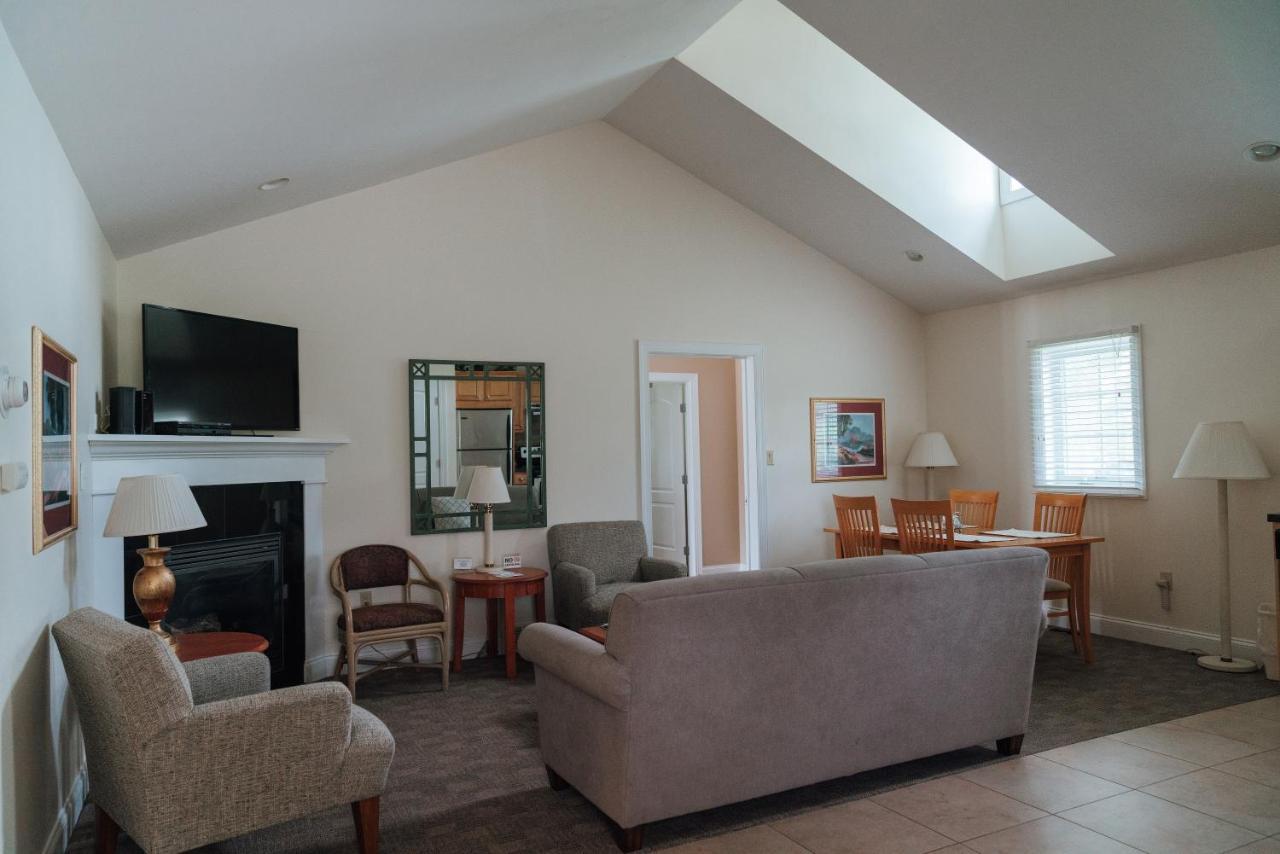 Skaneateles Suites Dış mekan fotoğraf
