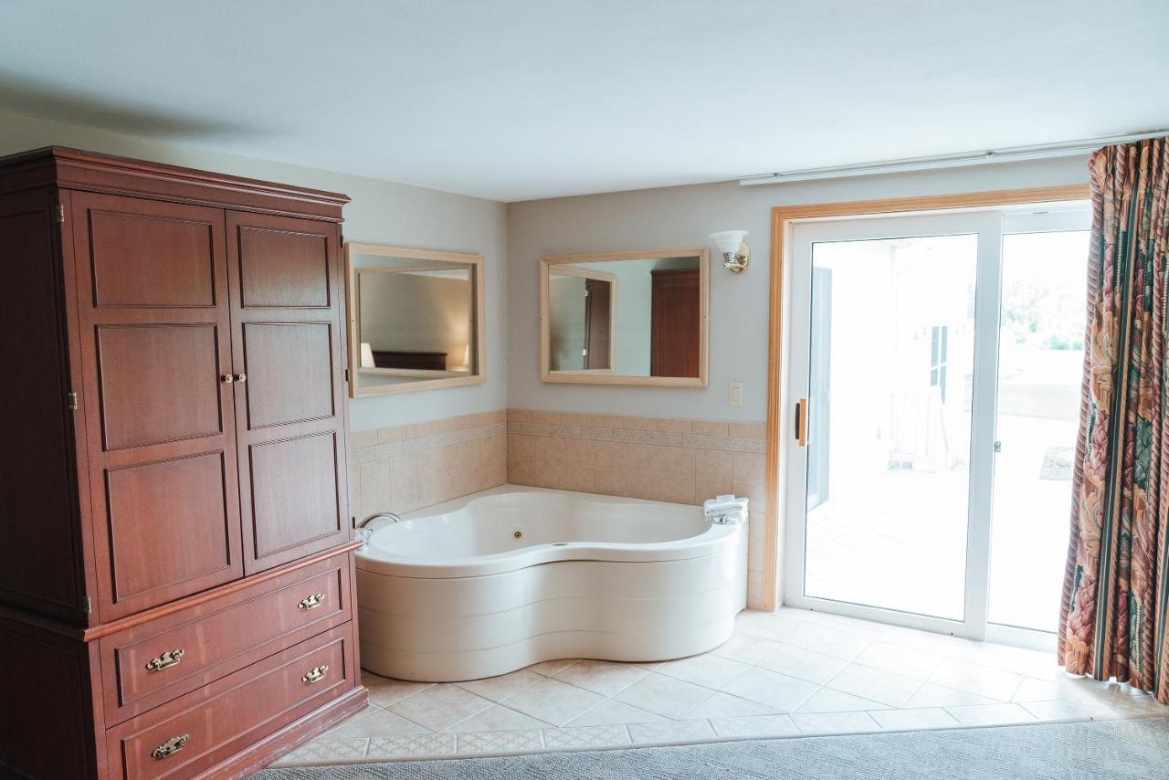 Skaneateles Suites Dış mekan fotoğraf