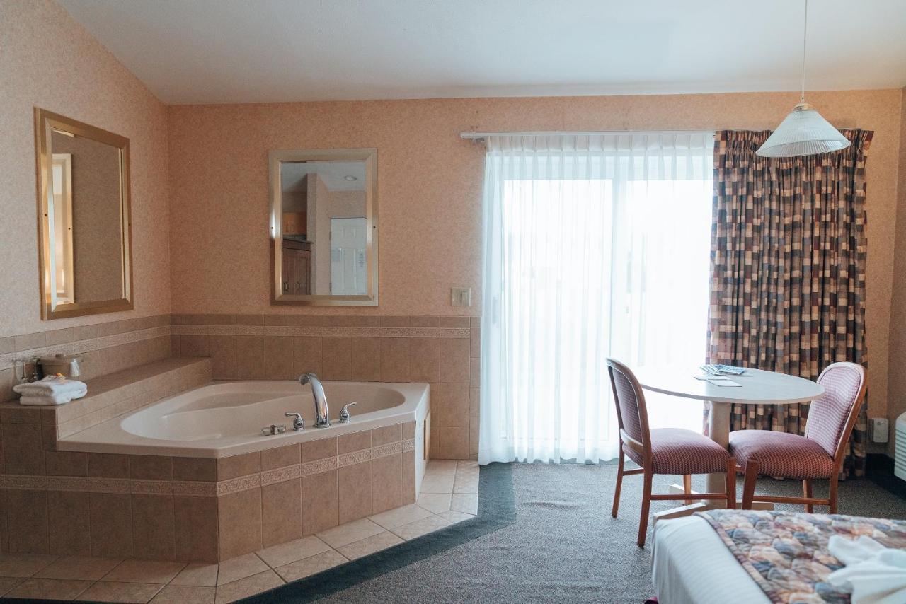 Skaneateles Suites Dış mekan fotoğraf