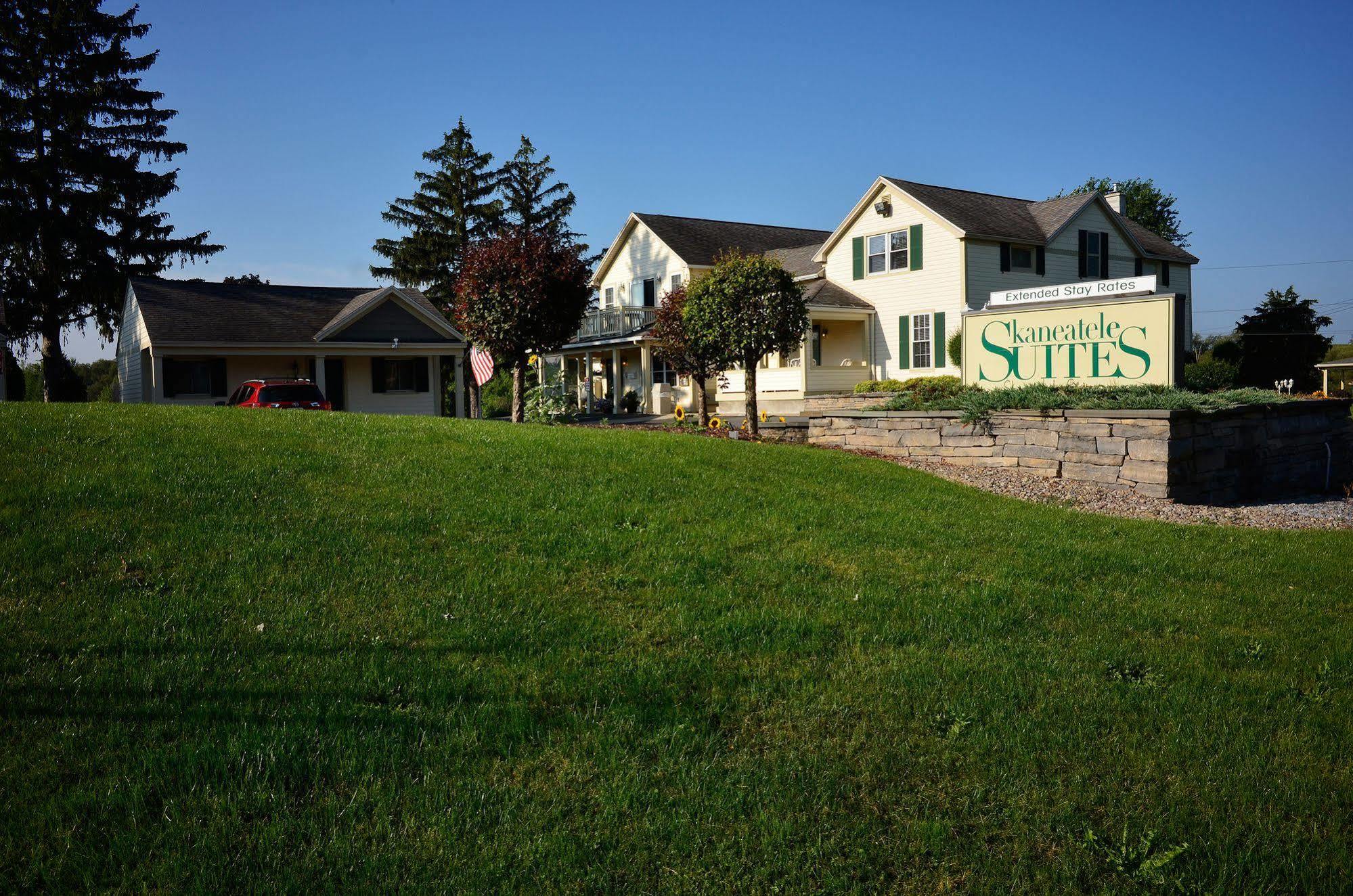 Skaneateles Suites Dış mekan fotoğraf