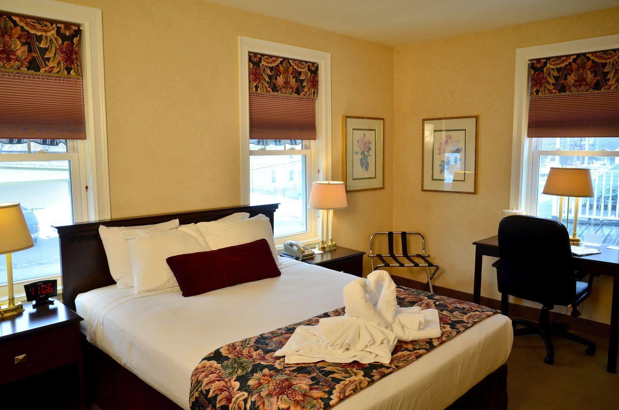 Skaneateles Suites Dış mekan fotoğraf