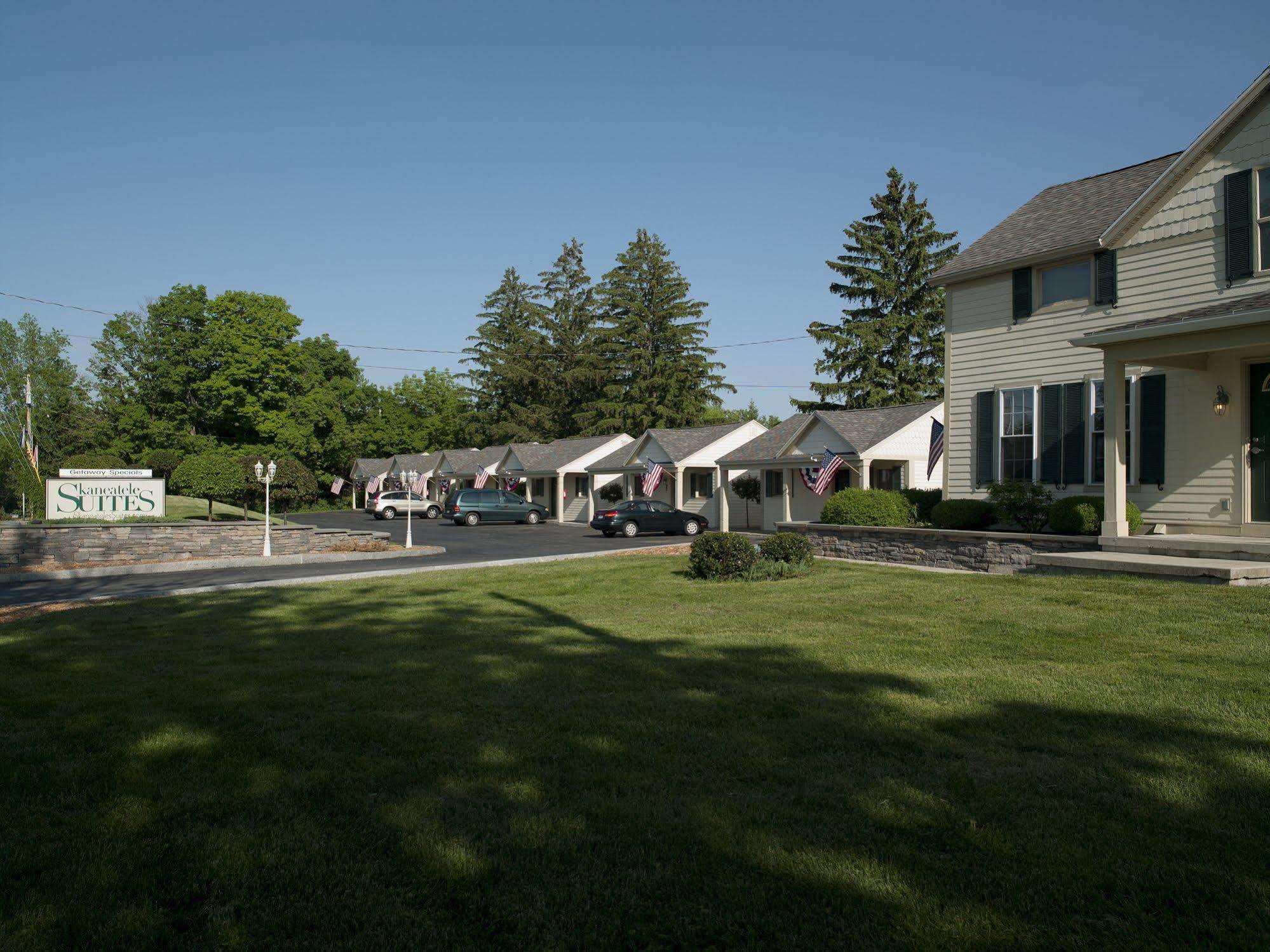 Skaneateles Suites Dış mekan fotoğraf