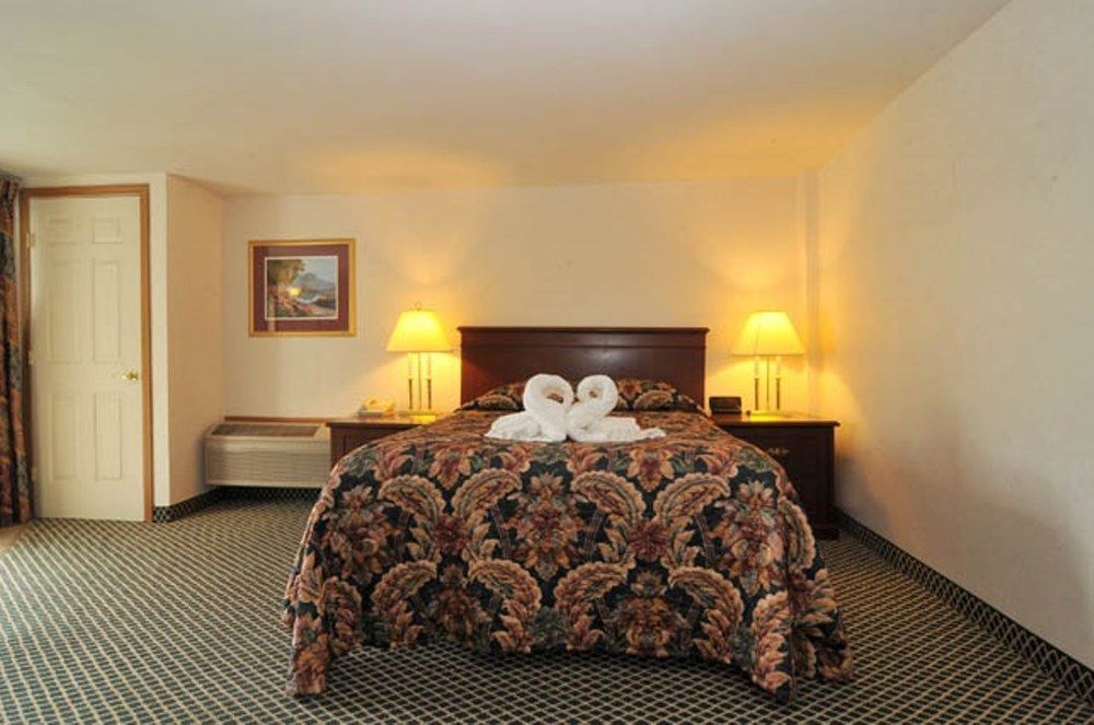 Skaneateles Suites Dış mekan fotoğraf